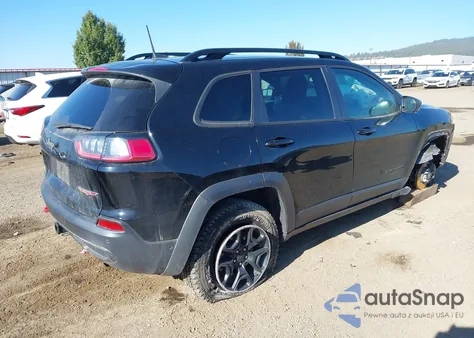 2022 Jeep Cherokee Trailhawk 4X4 z USA, uszkodzony, nr VIN 1C4PJMBXXND504715